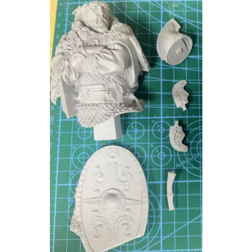 1/12 BUST Resin Model Kit Dacian Warrior Commander Unpainted