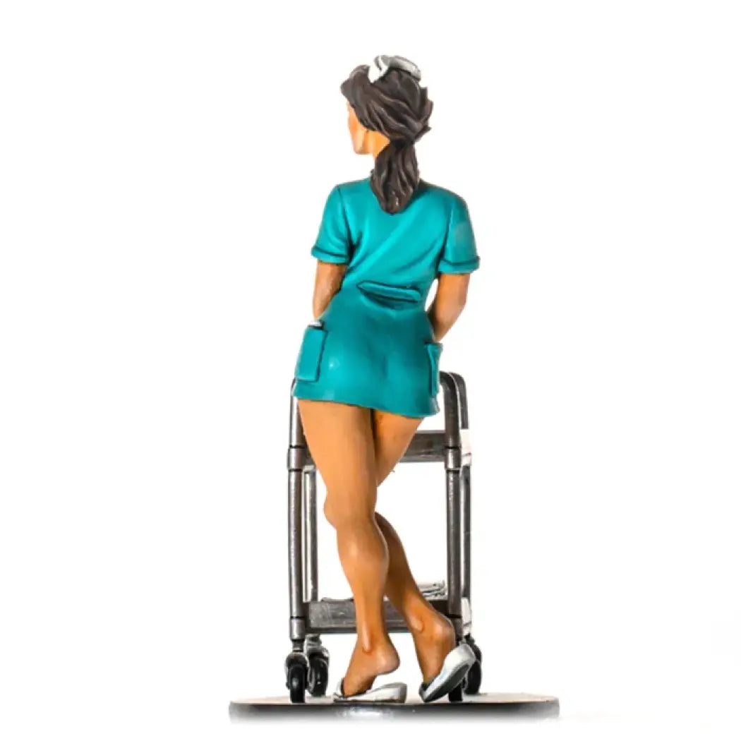 1/22 Resin Model Kit Beautiful Girl Maid Pin Up Unpainted