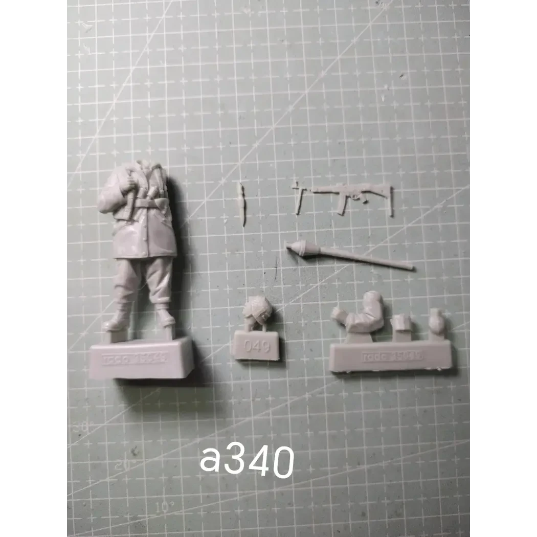 1/35 4pcs Resin Model Kit German Soldiers Infantry WW2 Unpainted