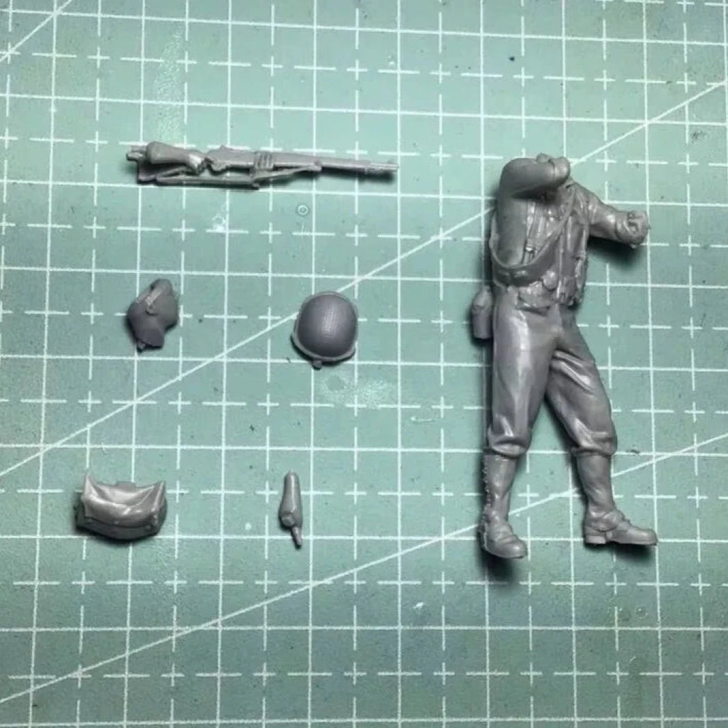 1/35 2pcs Resin Model Kit US Army Soldiers WW2 Unpainted