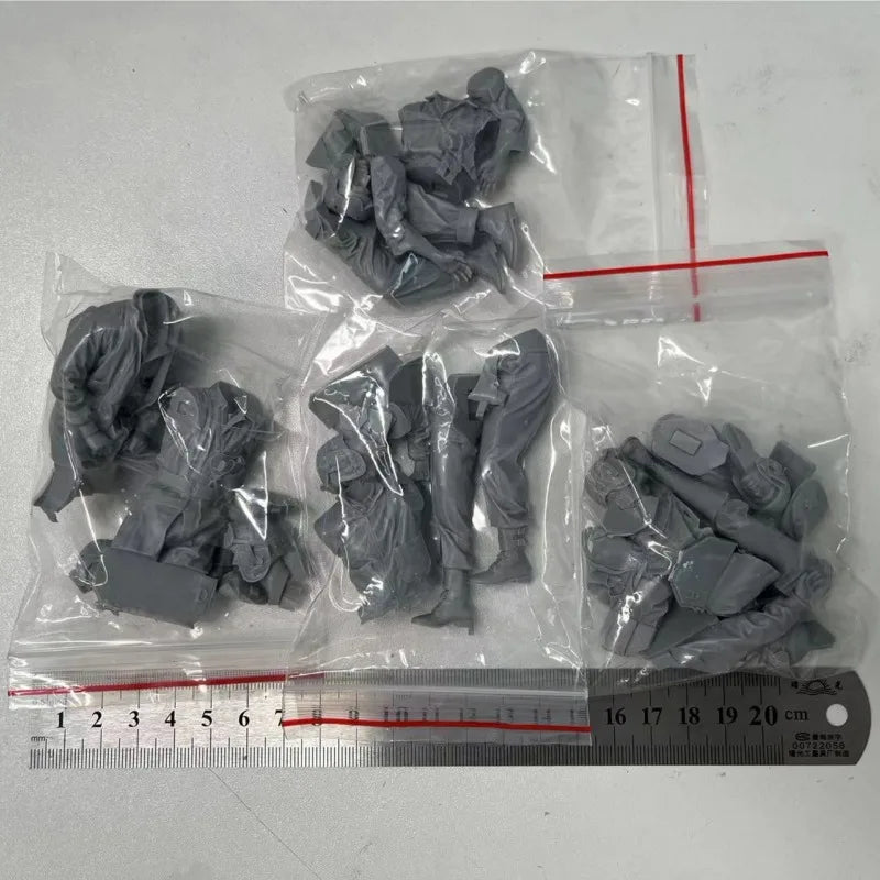 1/16 5pcs Resin Model Kit US Army Tank Crew WW2 (no tank) Unpainted
