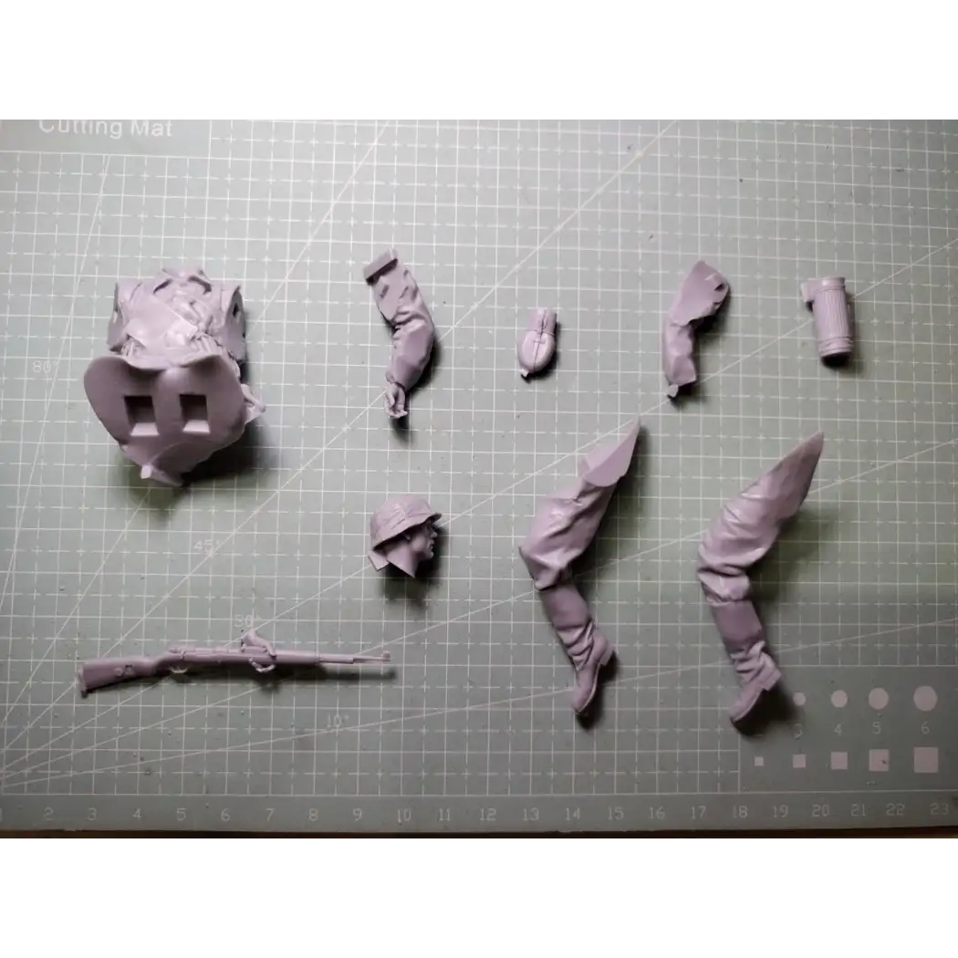 1/16 Resin Model Kit German Soldier Infantryman WW2 Unpainted