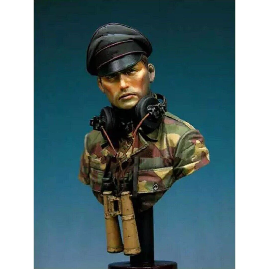 1/10 BUST Resin Model Kit German Officer Tank Commander WW2 Unpainted - Model-Fan-Store