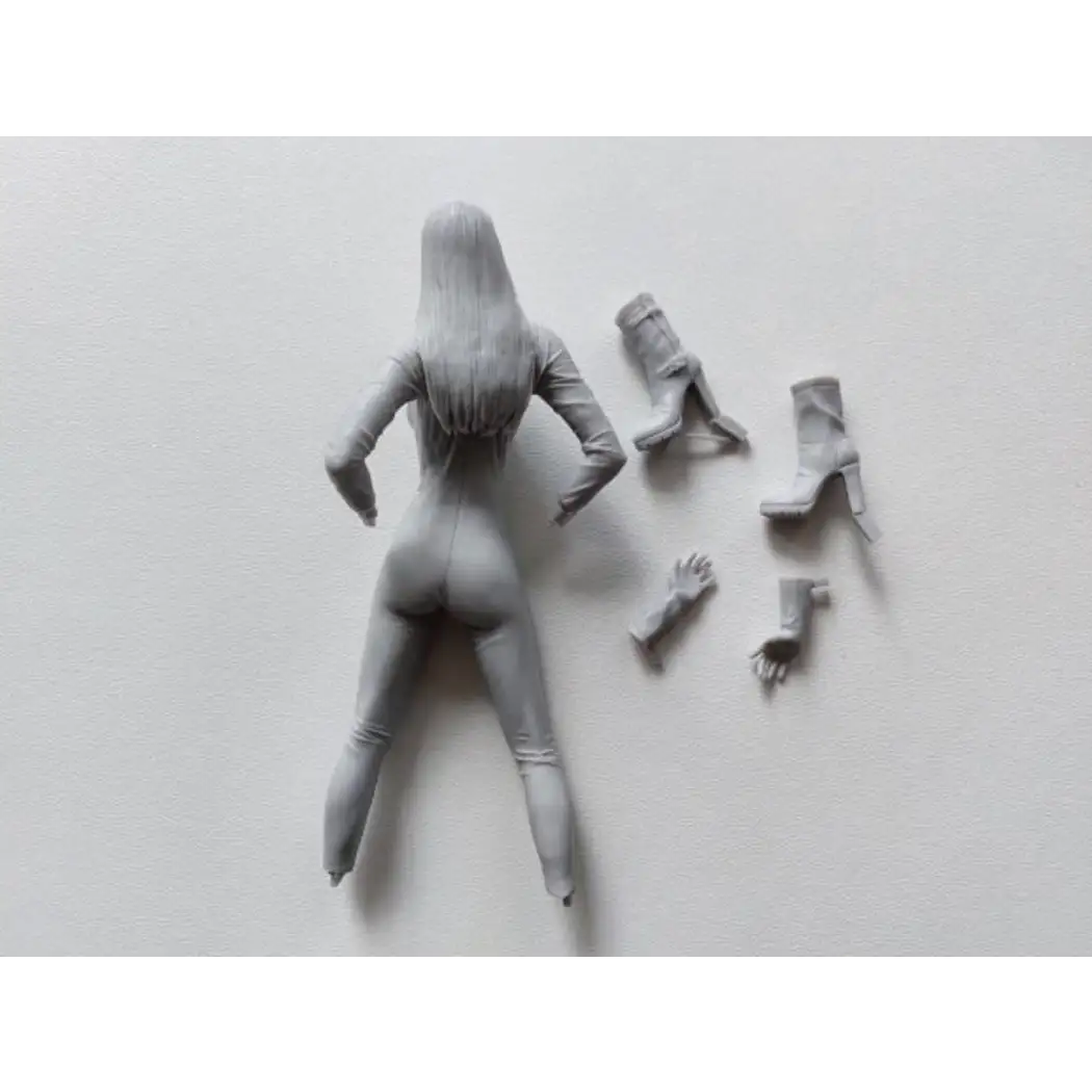 1/12 Resin Model Kit Beautiful Girl Motorcyclist Car Speed Racer Unpainted - Model-Fan-Store