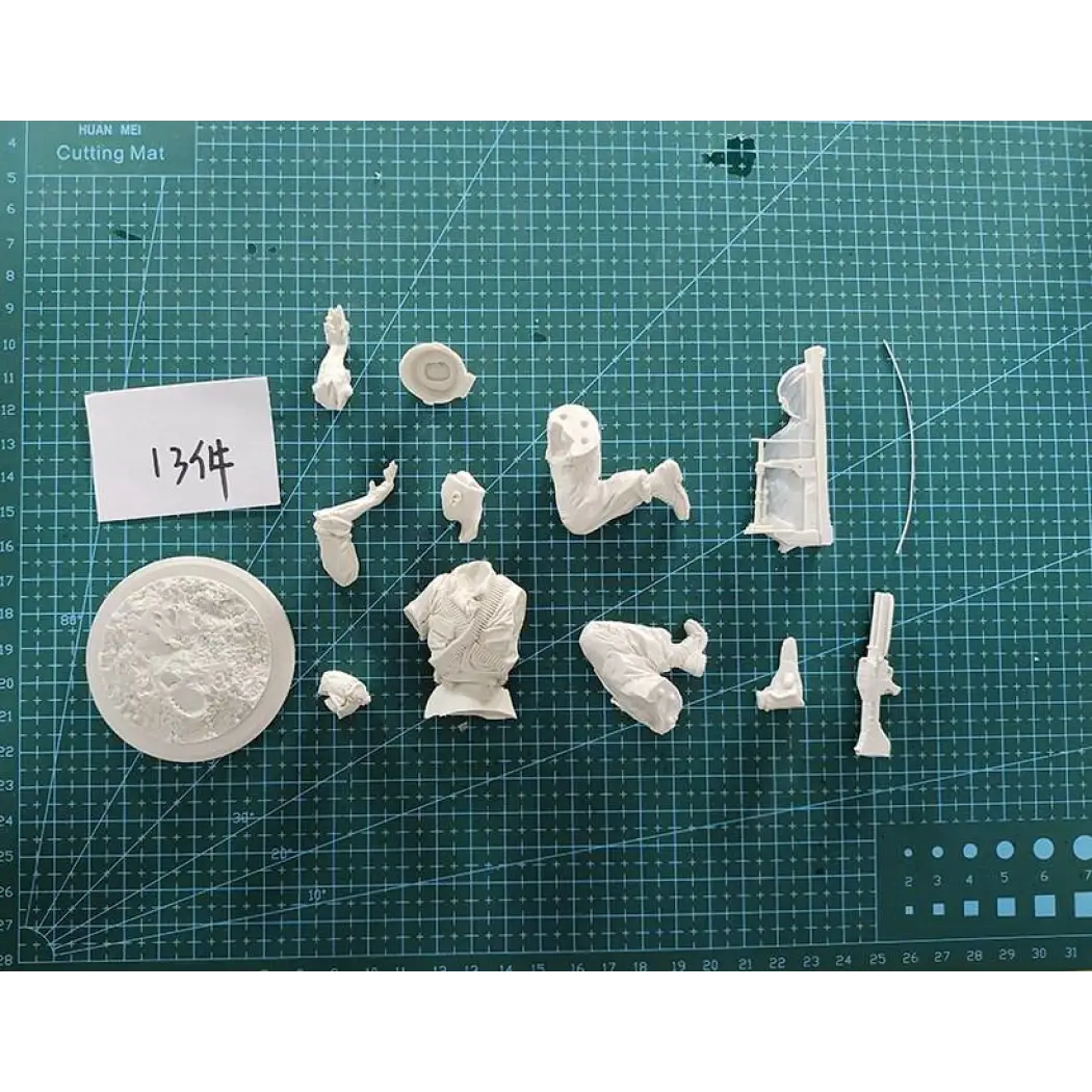 1/16 Resin Model Kit US Army Vietnam War Soldier Machine Gunner Unpainted - Model-Fan-Store