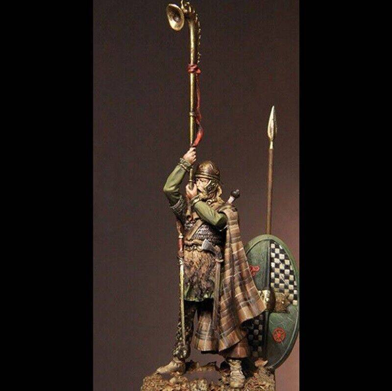 1/32 Resin Model Kit Gallic Warrior Trumpeter Unpainted - Model-Fan-Store
