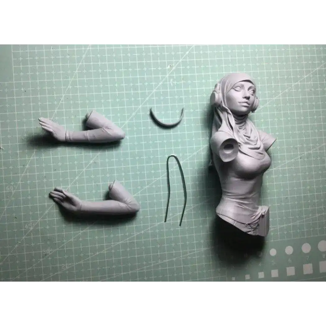 1/10 BUST 105mm Resin Model Kit Modern Arab Girl Listening to Music Unpainted - Model-Fan-Store