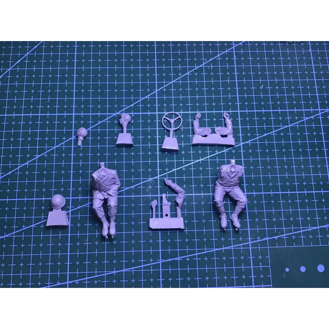 1/35 2pcs Resin Model Kit US Army Soldiers Drivers Crew WW2 Unpainted - Model-Fan-Store