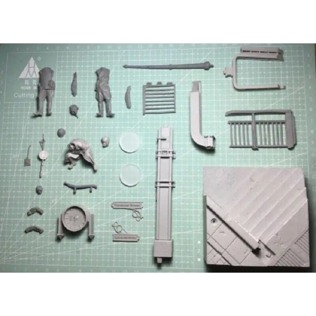 1/35 Resin Model Kit Soviet & German Soldiers Berlin WW2 Unpainted - Model-Fan-Store