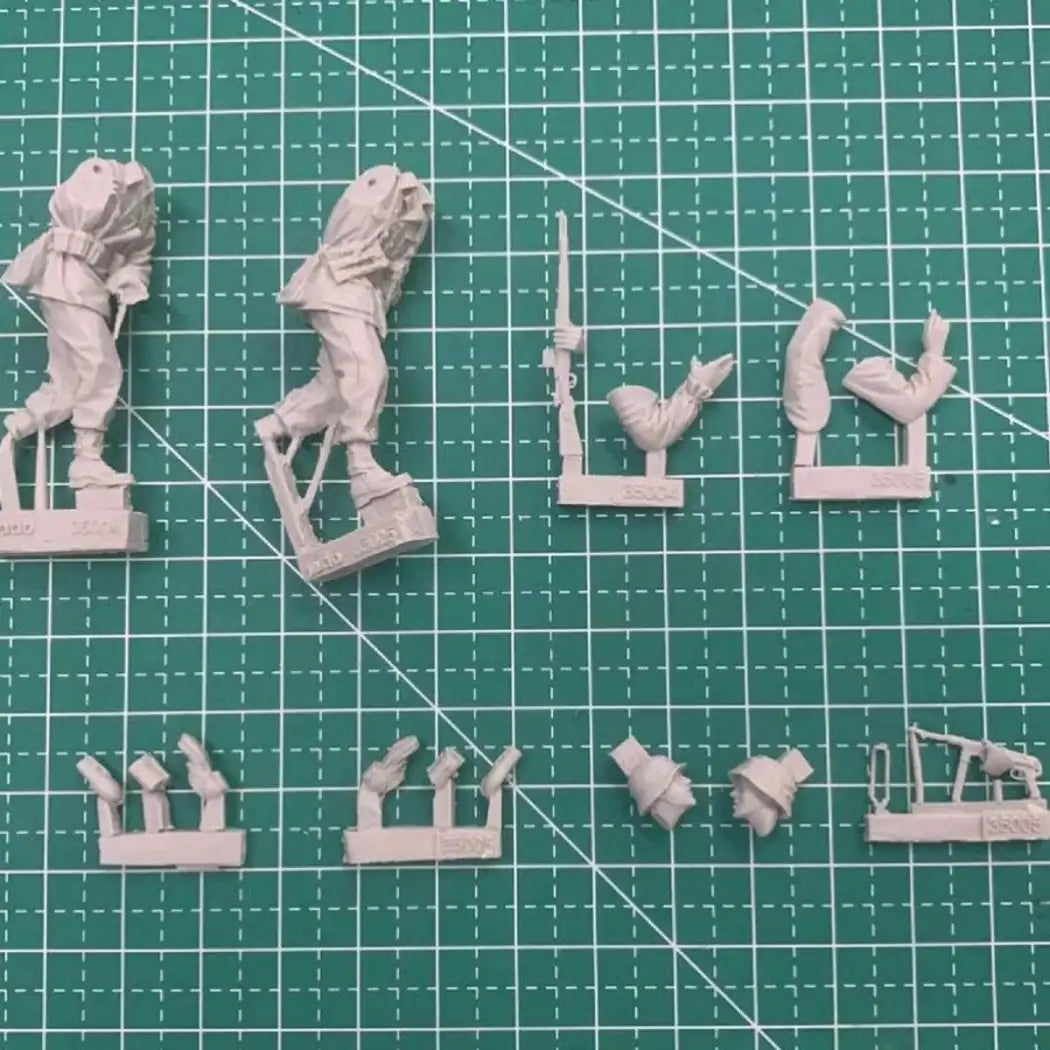 1/35 2pcs Resin Model Kit German Soldiers Infantry WW2 Unpainted - Model-Fan-Store
