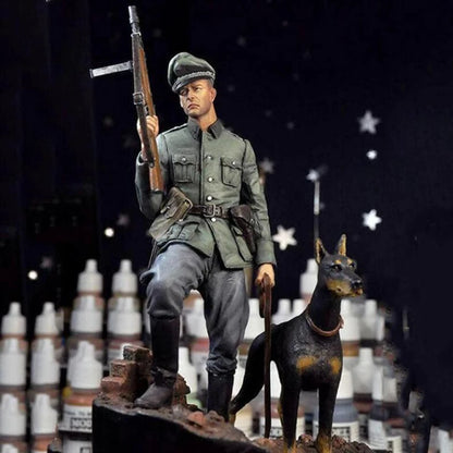 1/16 120mm Resin Model Kit German Soldier with Dog WW2 Unpainted