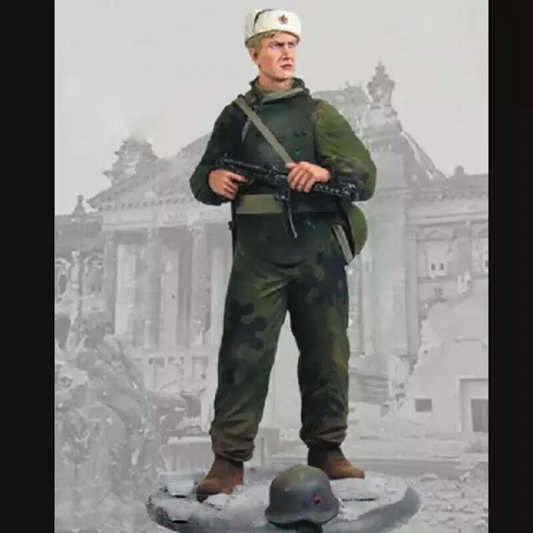 1/16 Resin Model Kit Soviet Soldier Infantry Paratrooper WW2 Unpainted - Model-Fan-Store