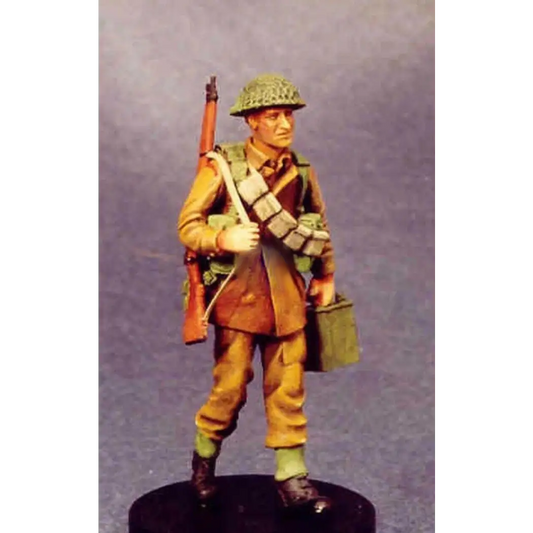 1/35 Resin Model Kit British Soldier Infantryman WW2 Unpainted - Model-Fan-Store