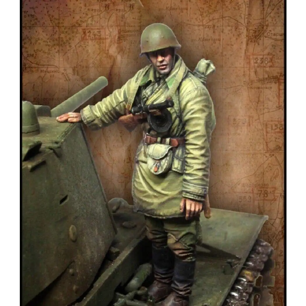 1/35 Resin Model Kit Soviet Soldiers Infantryman WW2 Unpainted - Model-Fan-Store