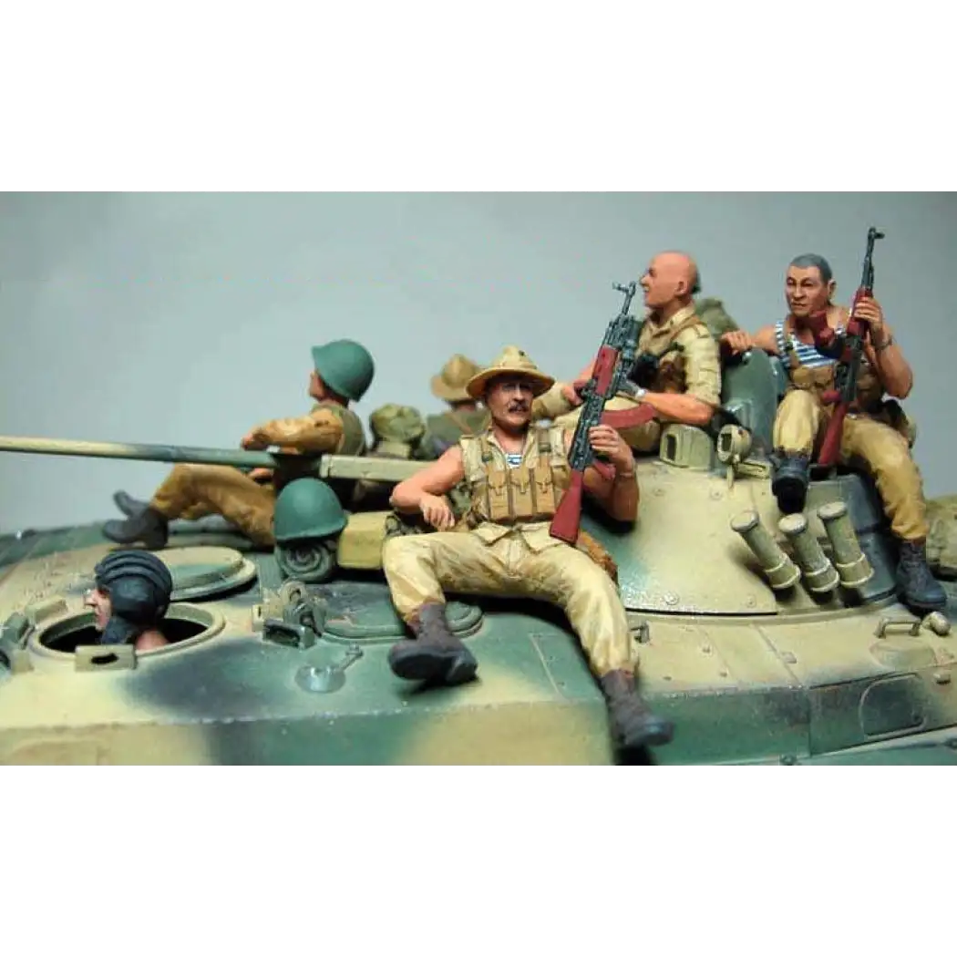 1/35 5pcs Resin Model Kit Soviet Soldiers Special Forces 1980 (no tank ...