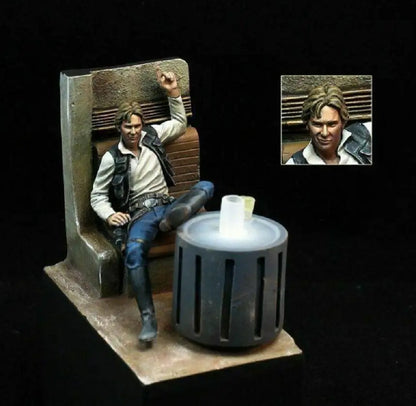 1/24 Resin Model Kit Star Wars Han Solo Bar Scene Unpainted