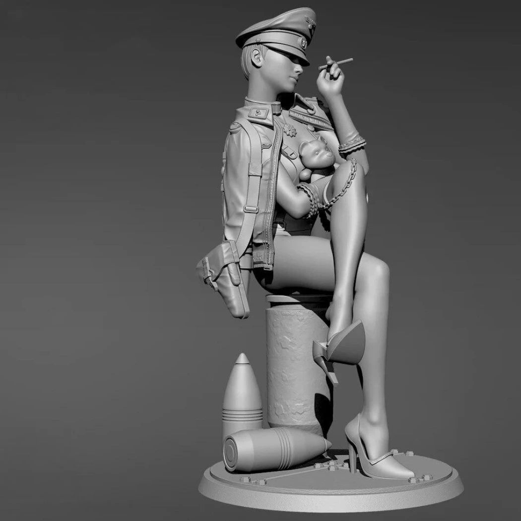 1/24 Resin Steampunk Model Kit Beautiful Girl WW2 Uniform Pin Up YFWW-2073 Unpainted