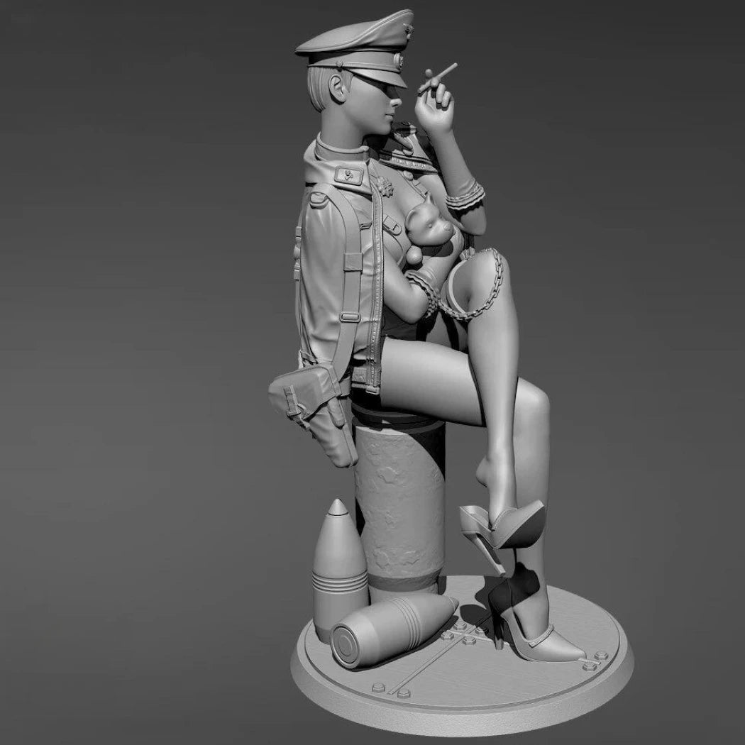 1/18 Resin Model Kit Beautiful Girl German Officer WW2 Uniform Pin Up Unpainted