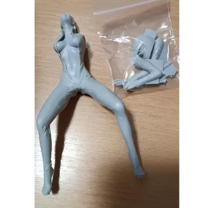 1/12 150mm Resin Model Kit Beautiful Girl Motorcyclist (no moto) Unpainted