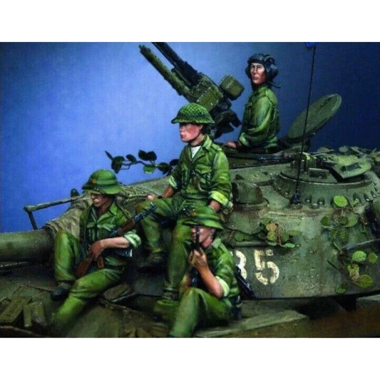 1/35 4pcs Resin Model Kit Vietnam War Soldiers Tank Crew (no tank) Unpainted