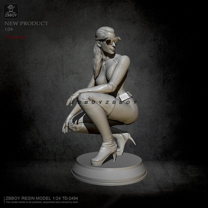 1/24 3D Print Model Kit Beautiful Girl Catwoman Unpainted