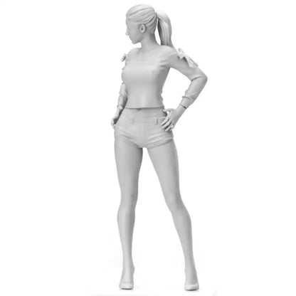 1/24 Resin Model Kit Modern Beautiful Girl Woman Yana Unpainted