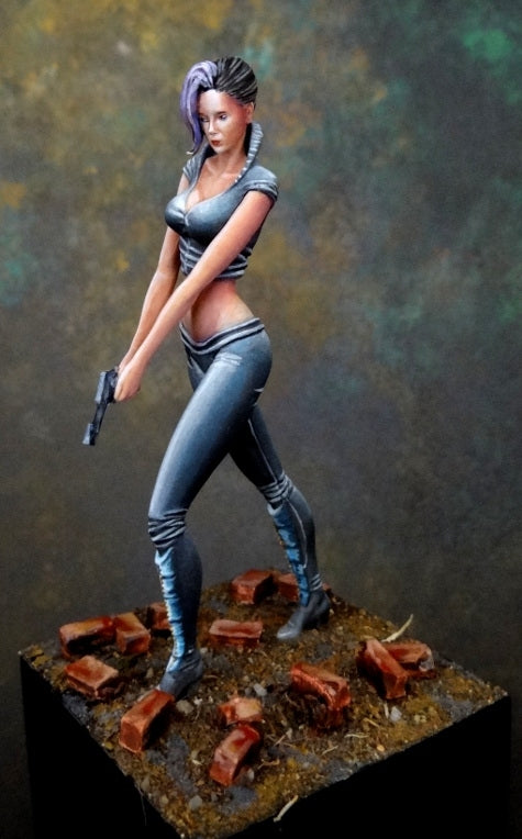 1/20 80mm Resin Model Kit Beautiful Girl Shooter (no base) Unpainted