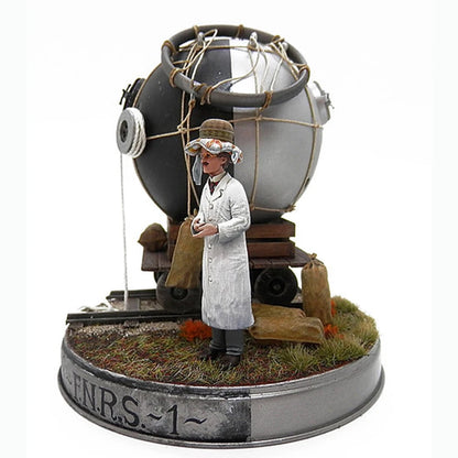 1/35 Resin Model Kit History Swiss Physicist and Inventor Unpainted