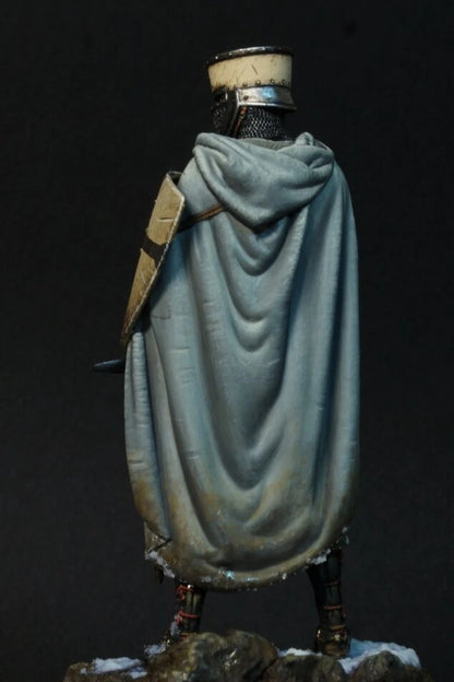 1/24 Resin Model Kit Medieval Crusade Knight (2 Heads) Miniature Unpainted