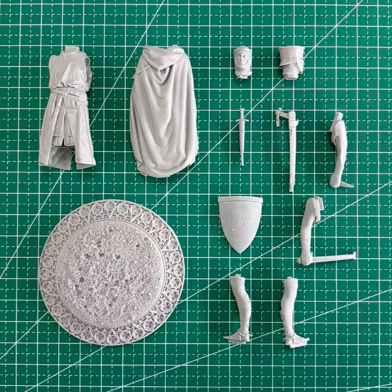 1/24 Resin Model Kit Medieval Crusade Knight (2 Heads) Miniature Unpainted