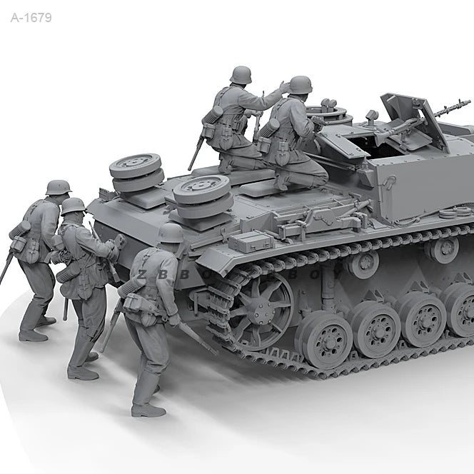 1/35 5pcs Resin Model Kit German Soldiers Assault Raiders WW2 (no tank) Unpainted