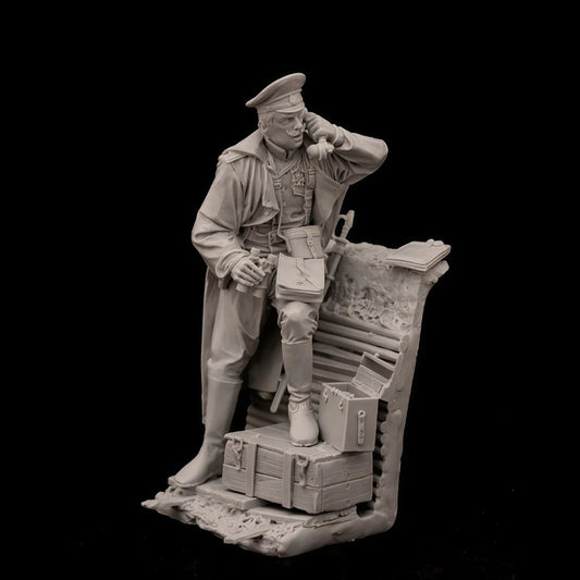 1/24 75mm Resin Model Kit Russian Officer WW1 Unpainted