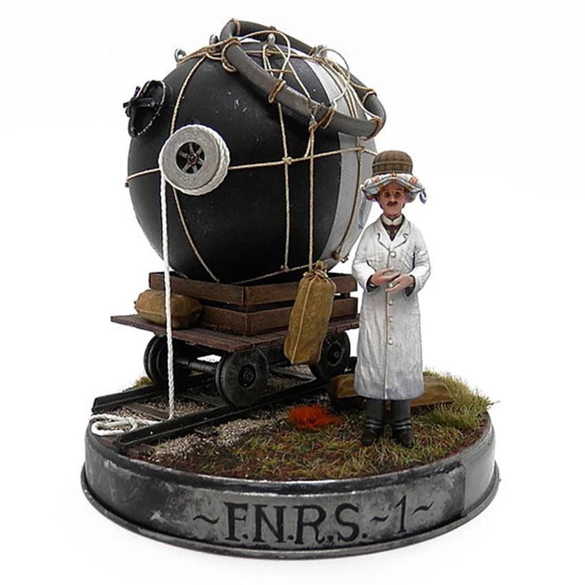 1/35 Resin Model Kit History Swiss Physicist and Inventor Unpainted