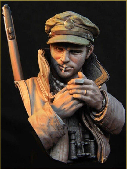 1/10 BUST Resin Model Kit British Soldier Shooter WW2 Unpainted