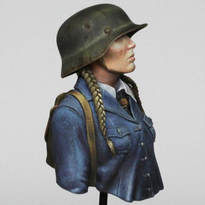 1/10 BUST Resin Model Kit German Beautiful Girl WW2 Fantasy Unpainted - Model-Fan-Store