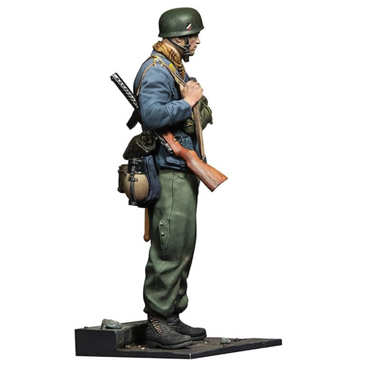 1/16 Resin Model Kit German Soldiers Infantryman WW2 Unpainted - Model-Fan-Store