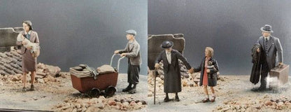 1/35 3pcs Resin Model Kit Civilians of Berlin WW2 Unpainted - Model-Fan-Store