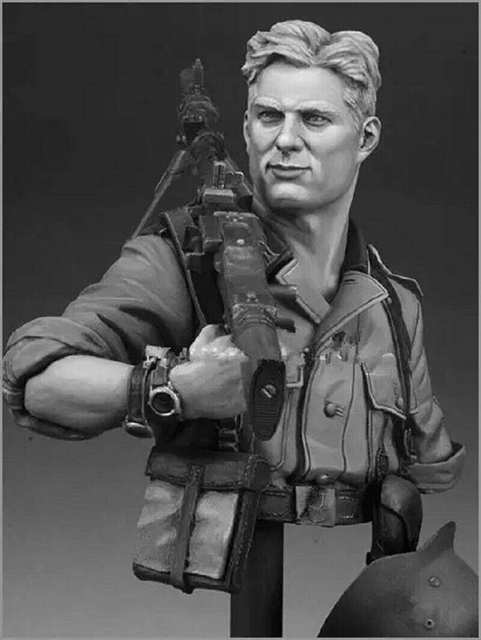 1/10 BUST Resin Model Kit German Soldier Machine Gunner WW2 Unpainted - Model-Fan-Store