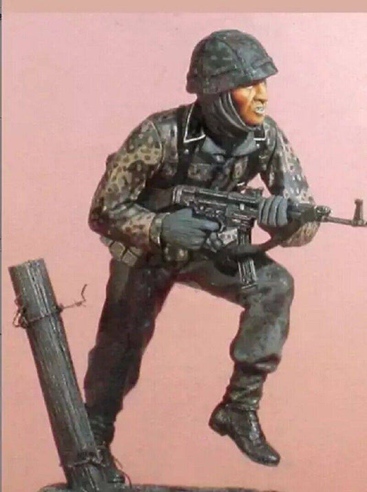 1/16 Resin Casting Model Kit German Soldier Infantryman WW2 Unpainted - Model-Fan-Store