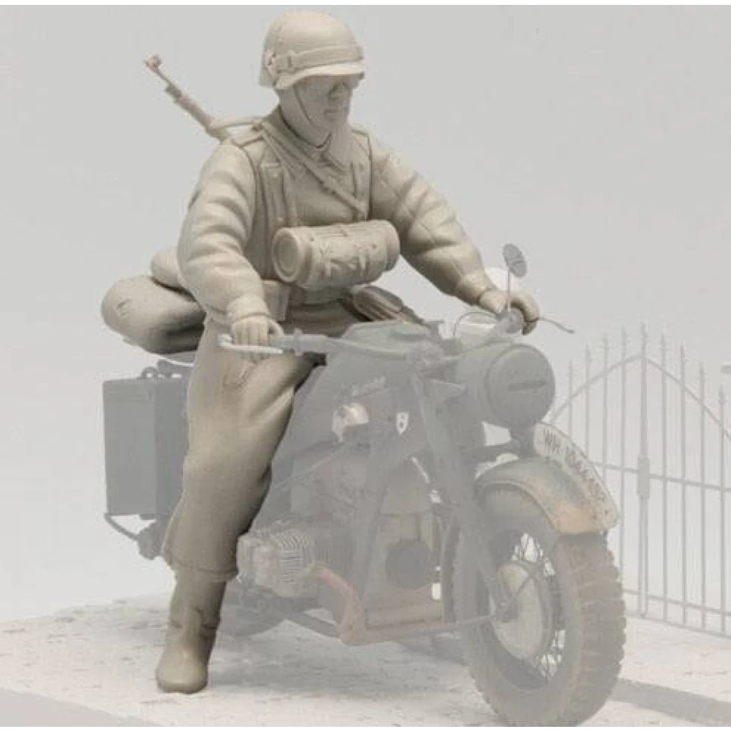 1/16 Resin Model Kit German Soldiers Motorcyclist no moto WW2 Unpainted - Model-Fan-Store