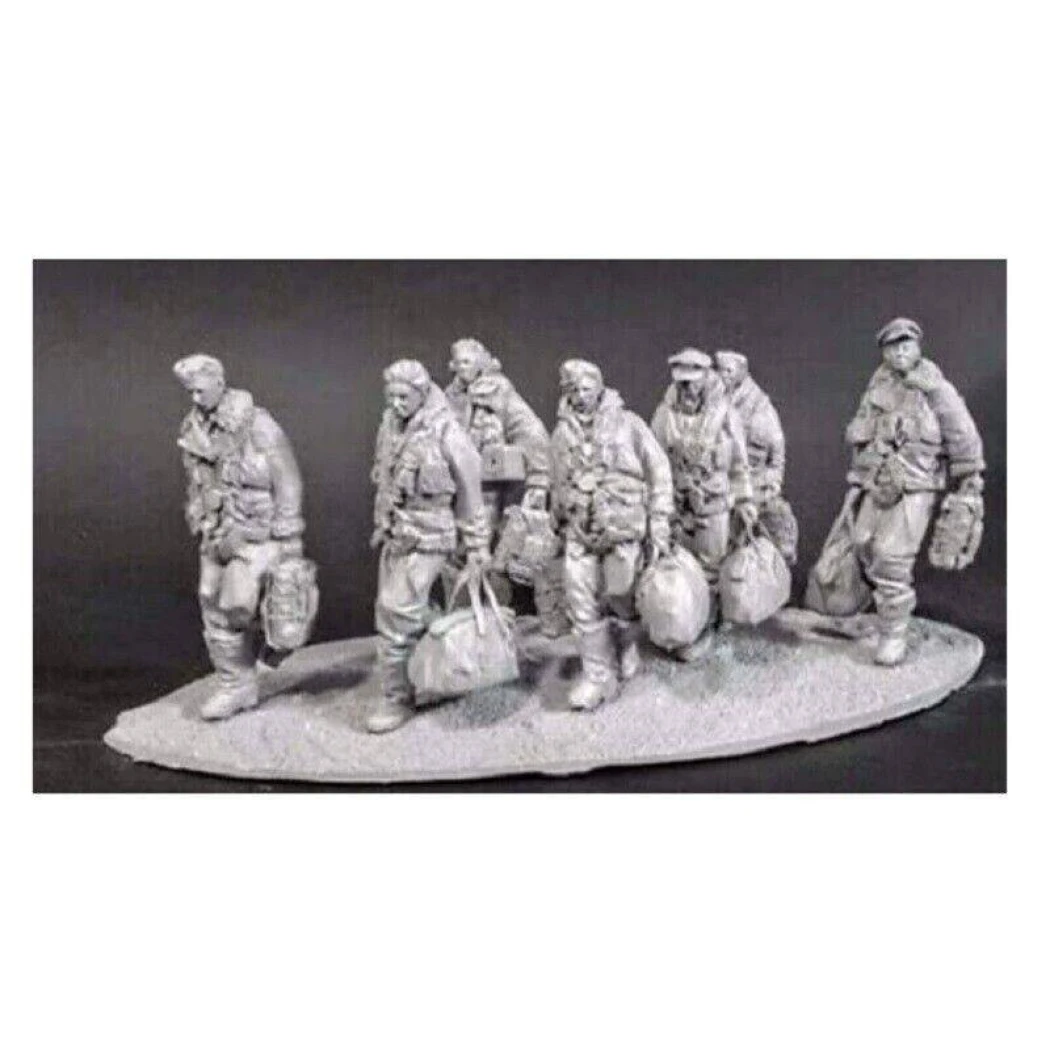 1/32 7pcs Resin Model Kit British Soldiers Bomber Crews WW2 Unpainted - Model-Fan-Store