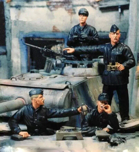 1/35 4pcs Resin Model Kit German Soldiers Tank Crew no tank WW2 Unpainted - Model-Fan-Store