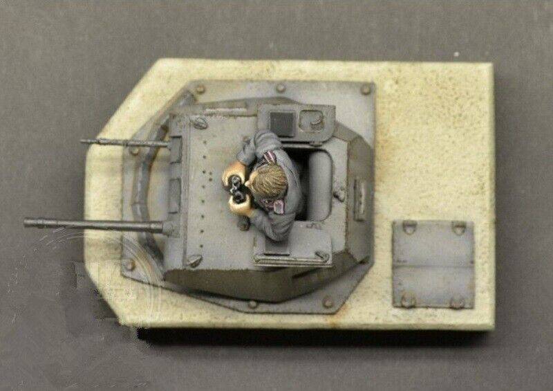 1/35 Resin Model Kit German Soldier Tankman (with Gun) WW2 Unpainted - Model-Fan-Store