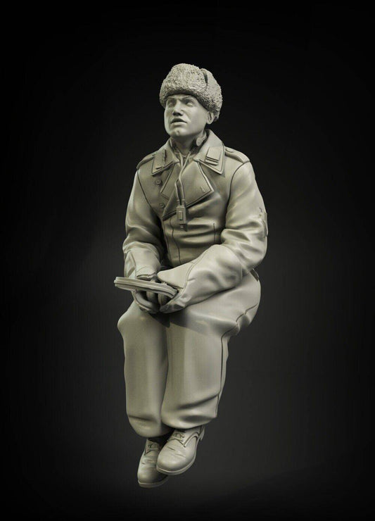 1/35 Resin Model Kit German Soldier Tankman WW2 Unpainted - Model-Fan-Store