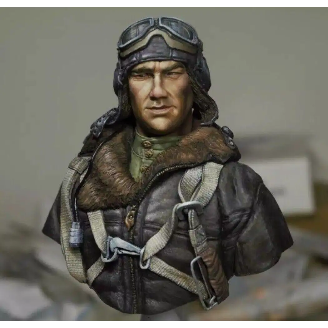 1/10 BUST Resin Model Kit Soviet Soldier Pilot WW2 Unpainted - Model-Fan-Store