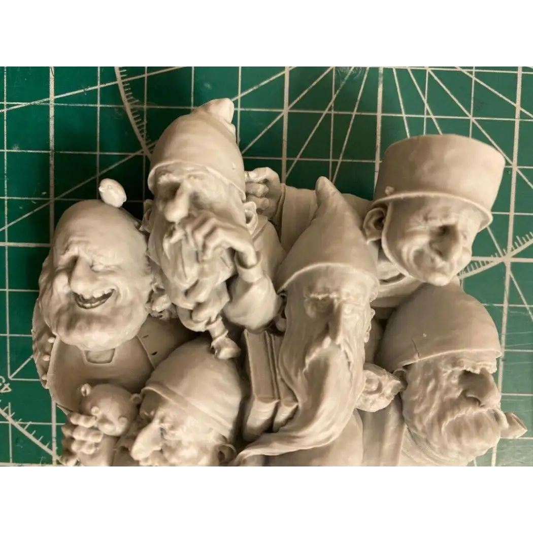 1/12 PLATE Resin Model Kit Seven Gnomes Dwarfs Unpainted Unassembled - Model-Fan-Store
