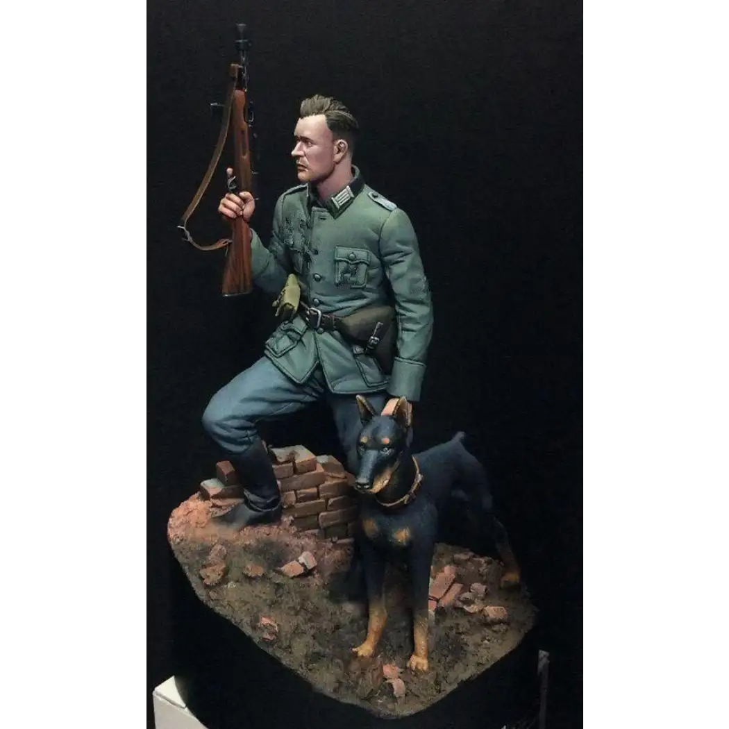 1/16 120mm Resin Model Kit German Soldier with Dog WW2 Unpainted - Model-Fan-Store