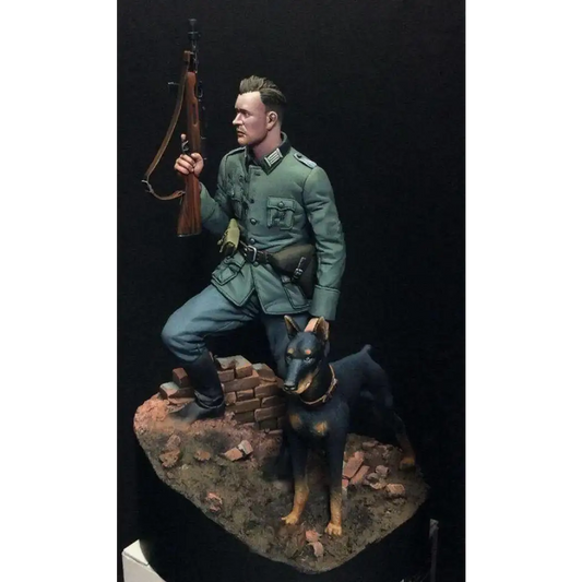 1/16 120mm Resin Model Kit German Soldier with Dog WW2 Unpainted - Model-Fan-Store