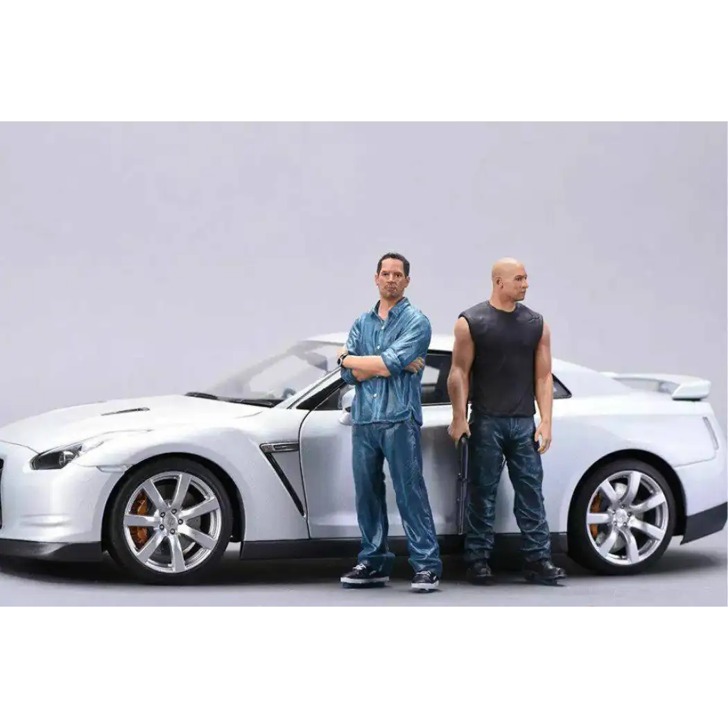 1/24 75mm Resin Model Kit Movie Speed Racers (no Car) Unpainted - Model-Fan-Store