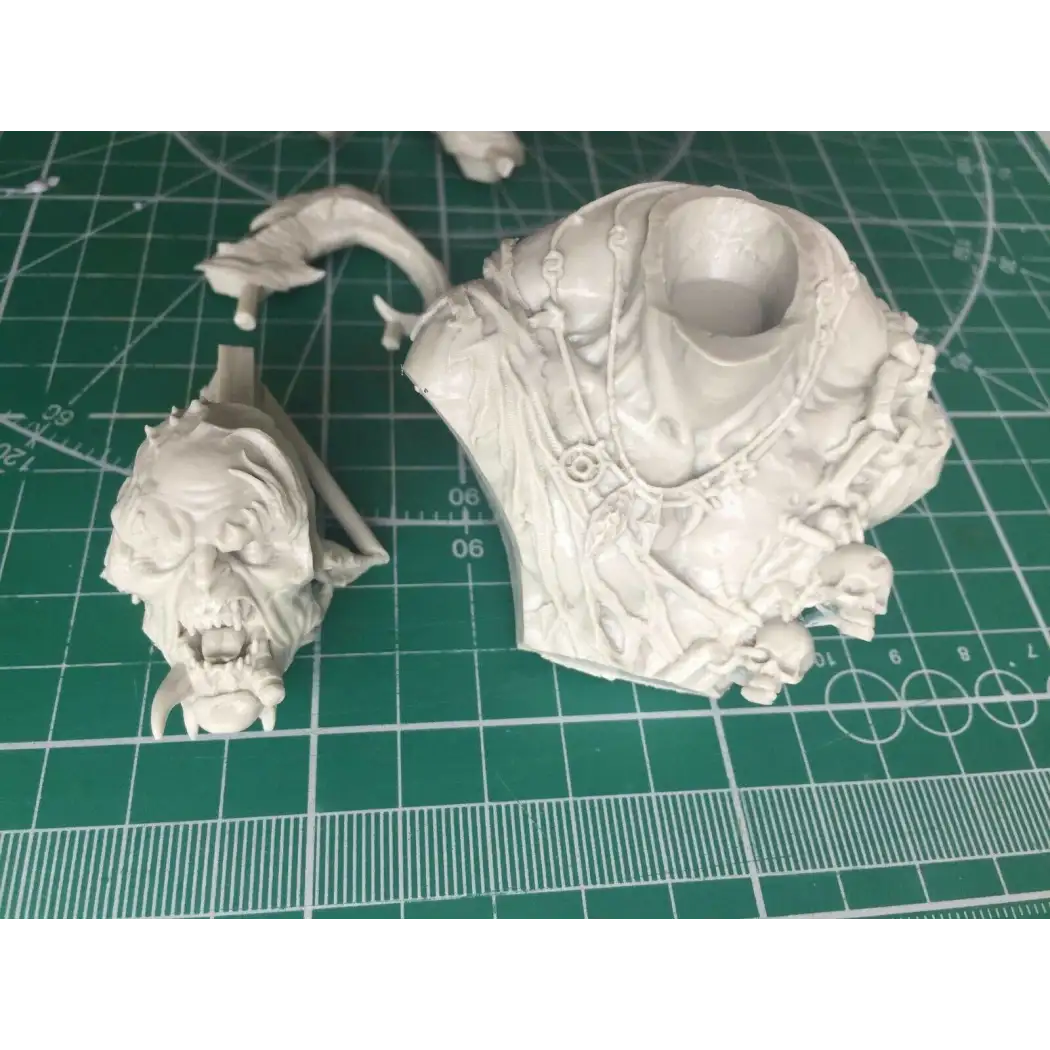 1/9 BUST 95mm Resin Model Kit Demonic Warrior Berserker Unpainted - Model-Fan-Store